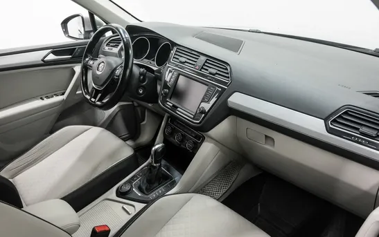 Volkswagen Tiguan 1.40 робот, фото №1