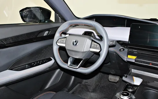 Changan UNI-V 1.50 робот, фото №1