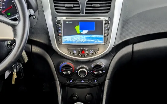 Hyundai Solaris 1.60 механика, фото №1