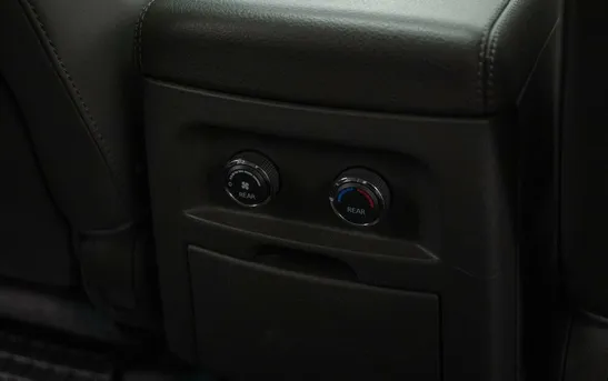 Nissan Pathfinder 3.00 автоматическая, фото №1