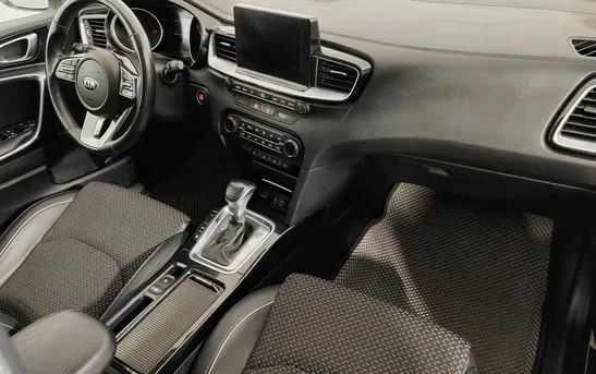 Kia Ceed 1.40 робот, фото №1