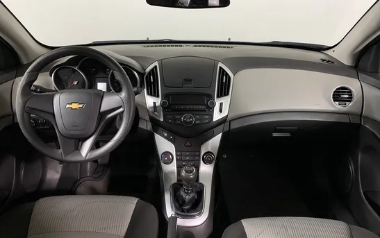 Chevrolet Cruze 1.60 механика, фото №1
