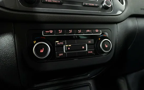 Volkswagen Tiguan 2.00 автоматическая, фото №1