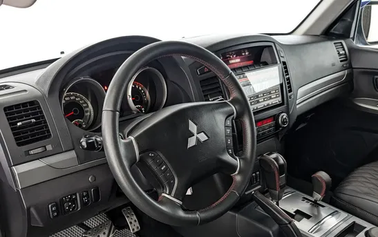 Mitsubishi Pajero 3.00 автоматическая, фото №1