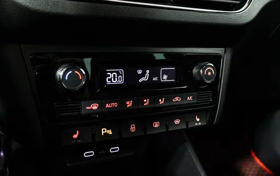 Volkswagen Polo 1.40 робот, фото №1