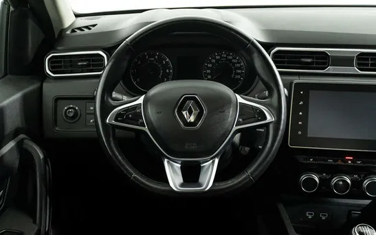 Renault Duster 2.00 механика, фото №1