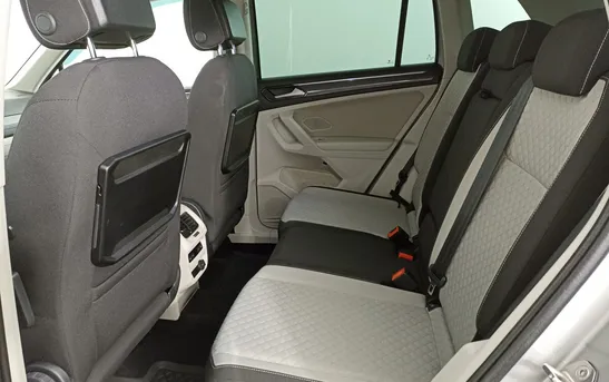 Volkswagen Tiguan 2.00 робот, фото №1