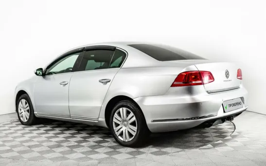 Volkswagen Passat 1.80 робот, фото №1