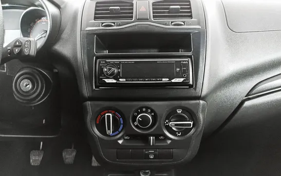 Lada (ВАЗ) Granta 1.60 механика, фото №1