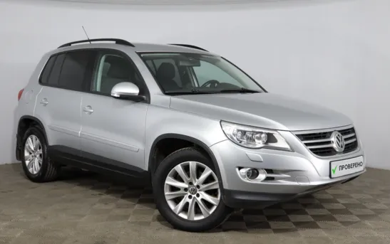 Volkswagen Tiguan 2.00 автоматическая, фото №1