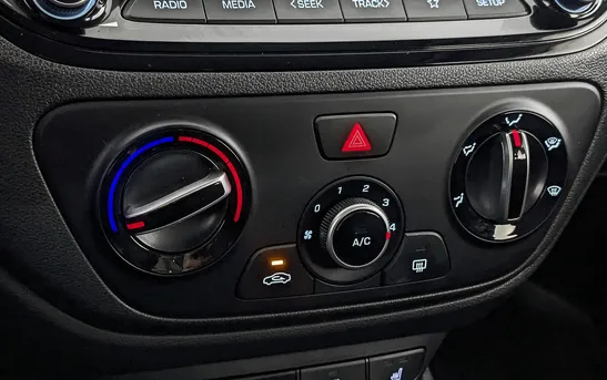 Hyundai Solaris 1.60 автоматическая, фото №1