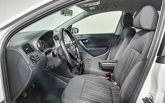 Volkswagen Polo 1.60 механика, фото №1