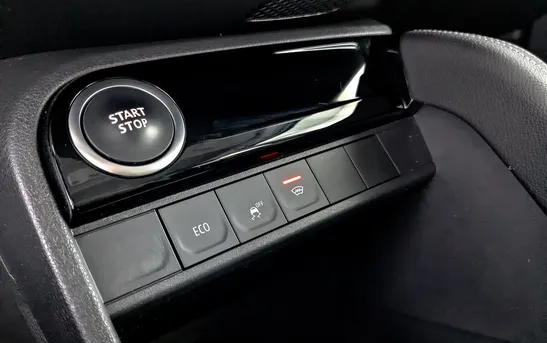 Renault Kaptur 1.60 вариатор, фото №1