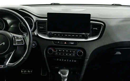 Kia Ceed 1.50 робот, фото №1