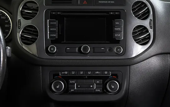 Volkswagen Tiguan 2.00 автоматическая, фото №1