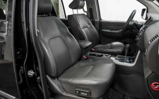 Nissan Pathfinder 3.00 автоматическая, фото №1