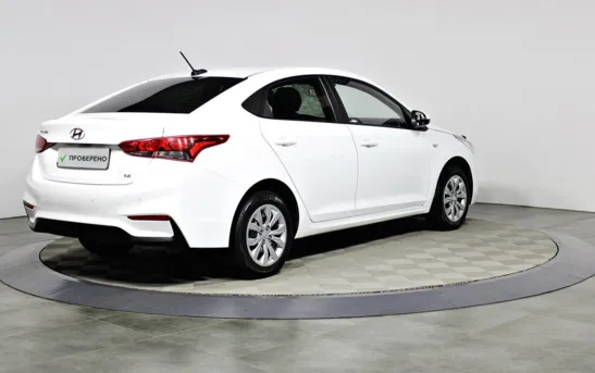 Hyundai Solaris 1.60 механика, фото №1