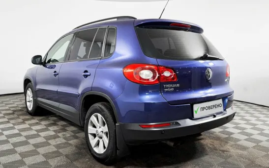 Volkswagen Tiguan 2.00 автоматическая, фото №1