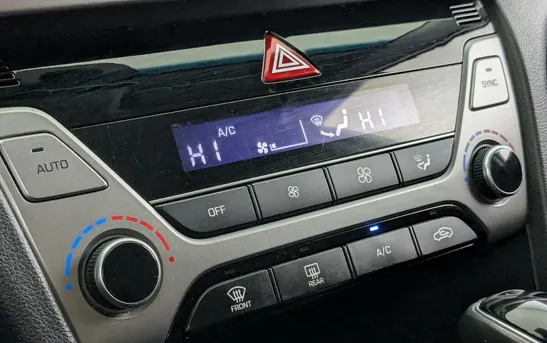 Hyundai Elantra 2.00 автоматическая, фото №1