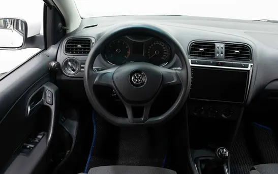 Volkswagen Polo 1.60 механика, фото №1