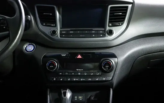 Hyundai Tucson 1.60 робот, фото №1