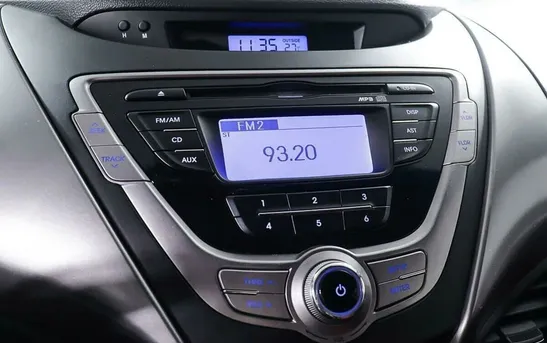 Hyundai Elantra 1.80 автоматическая, фото №1