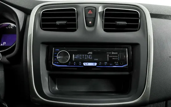 Renault Sandero 1.60 автоматическая, фото №1