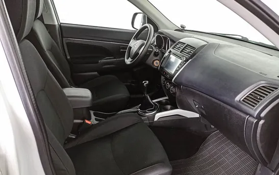 Mitsubishi ASX 1.60 механика, фото №1