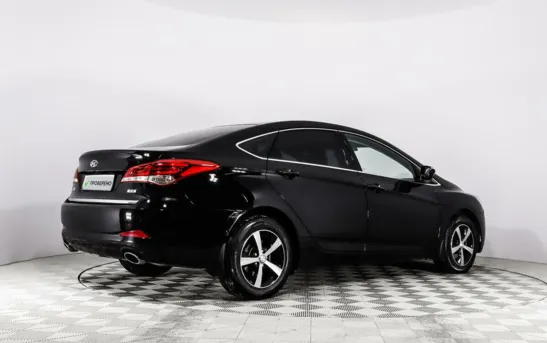 Hyundai i40 2.00 автоматическая, фото №1