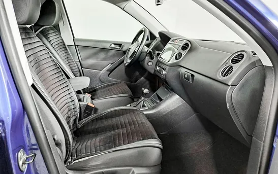 Volkswagen Tiguan 2.00 автоматическая, фото №1