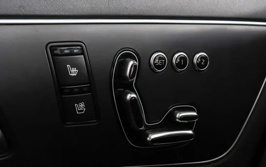 Kia Quoris 3.80 автоматическая, фото №1