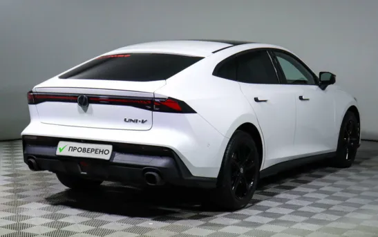 Changan UNI-V 1.50 робот, фото №1