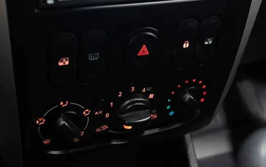 Nissan Almera 1.60 механика, фото №1