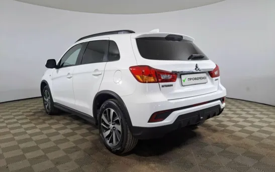 Mitsubishi ASX 2.00 вариатор, фото №1