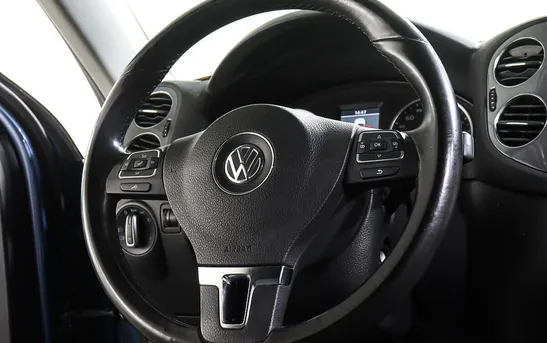 Volkswagen Tiguan 2.00 автоматическая, фото №1
