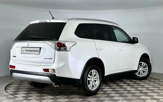 Mitsubishi Outlander 2.00 вариатор, фото №1