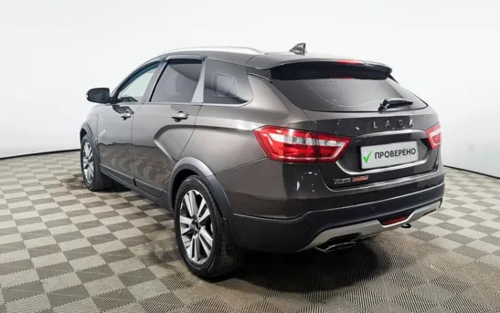 Lada (ВАЗ) Vesta 1.60 механика, фото №1