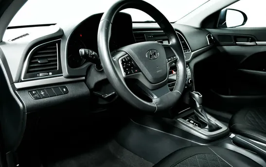 Hyundai Elantra 1.60 автоматическая, фото №1