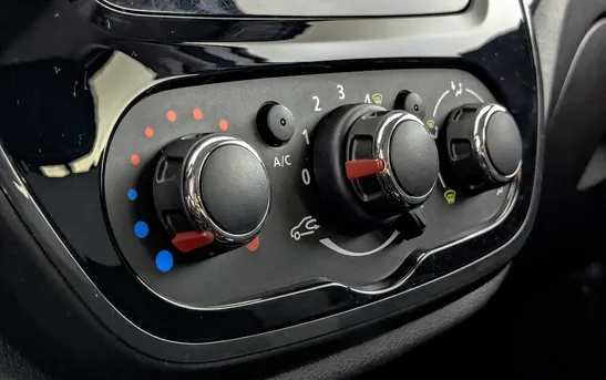 Renault Kaptur 1.60 вариатор, фото №1