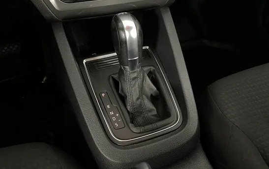 Volkswagen Jetta 1.40 робот, фото №1