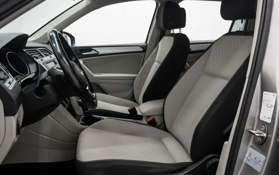 Volkswagen Tiguan 1.40 робот, фото №1