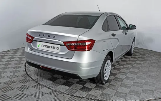 Lada (ВАЗ) Vesta 1.60 механика, фото №1