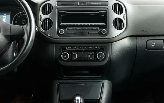 Volkswagen Tiguan 2.00 автоматическая, фото №1