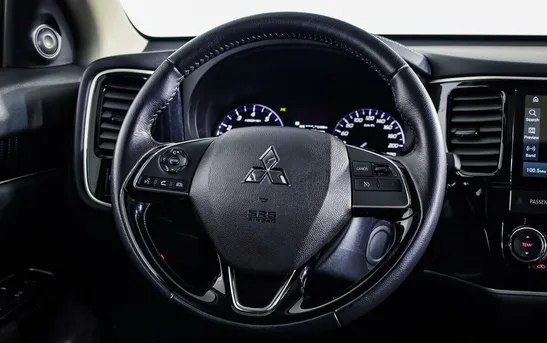Mitsubishi Outlander 2.00 вариатор, фото №1
