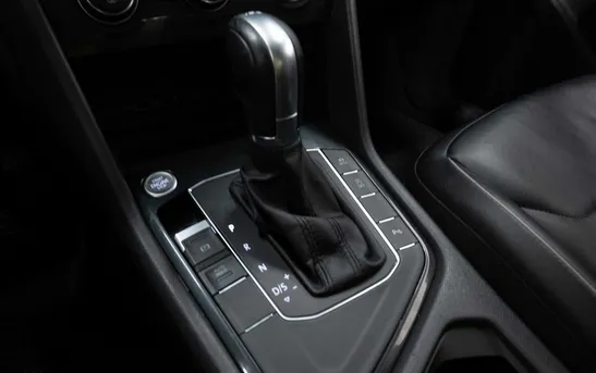 Volkswagen Tiguan 2.00 робот, фото №1