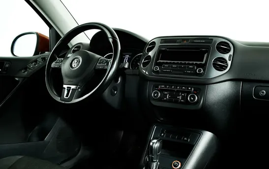 Volkswagen Tiguan 2.00 автоматическая, фото №1