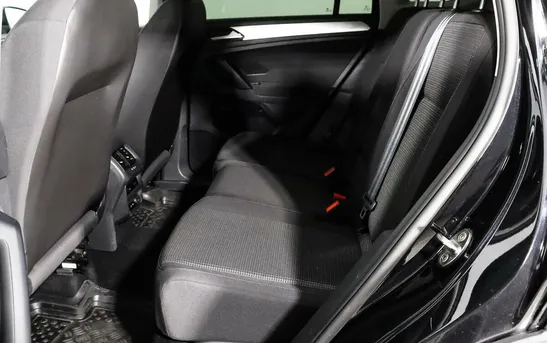 Volkswagen Tiguan 1.40 механика, фото №1