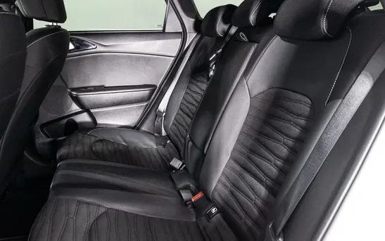 Kia Ceed 1.50 робот, фото №1