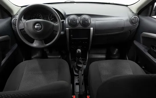 Nissan Almera 1.60 механика, фото №1