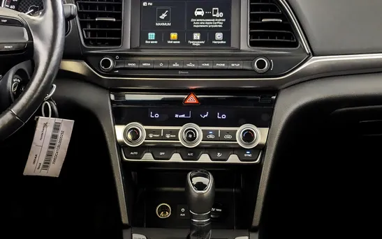 Hyundai Elantra 1.60 автоматическая, фото №1